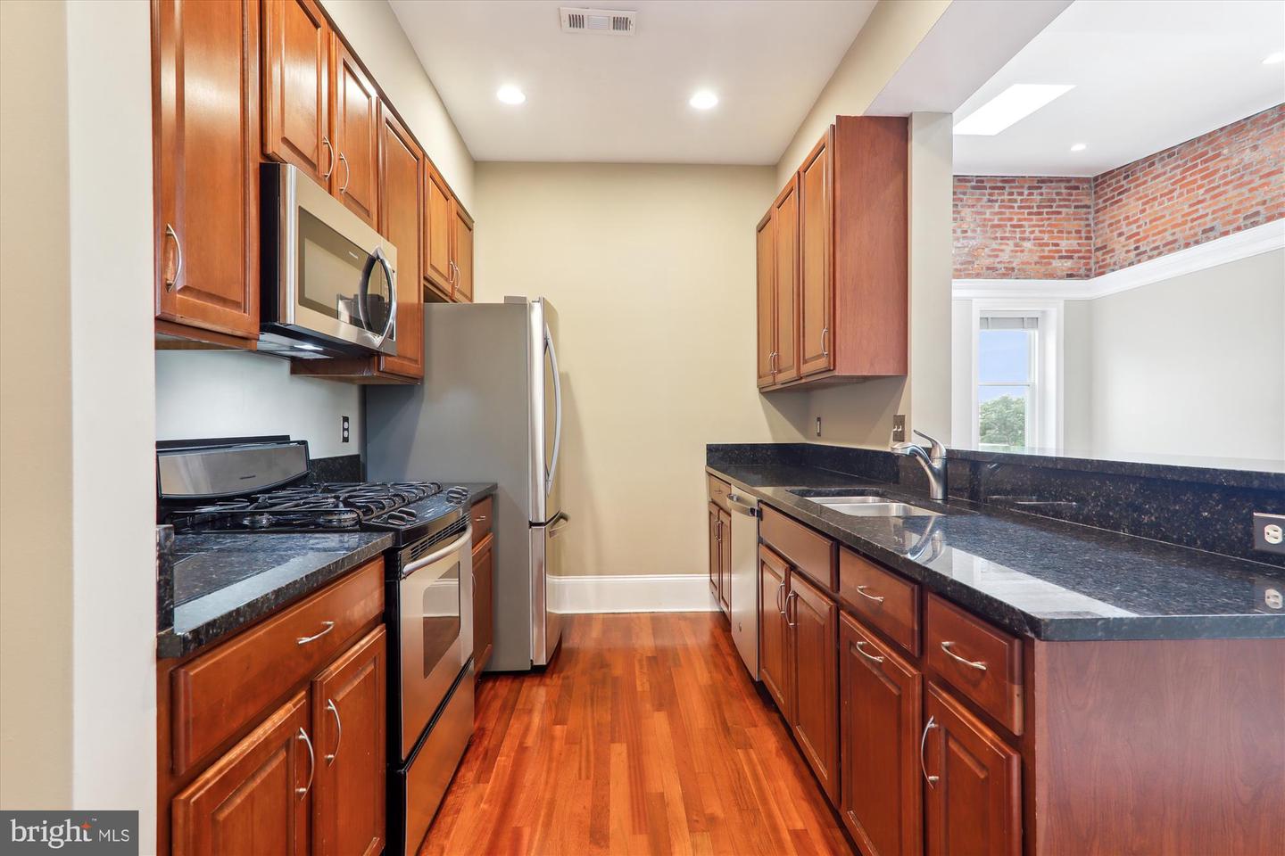 1324 EUCLID ST NW #404, WASHINGTON, District Of Columbia 20009, 2 Bedrooms Bedrooms, ,2 BathroomsBathrooms,Residential,For sale,1324 EUCLID ST NW #404,DCDC2136252 MLS # DCDC2136252