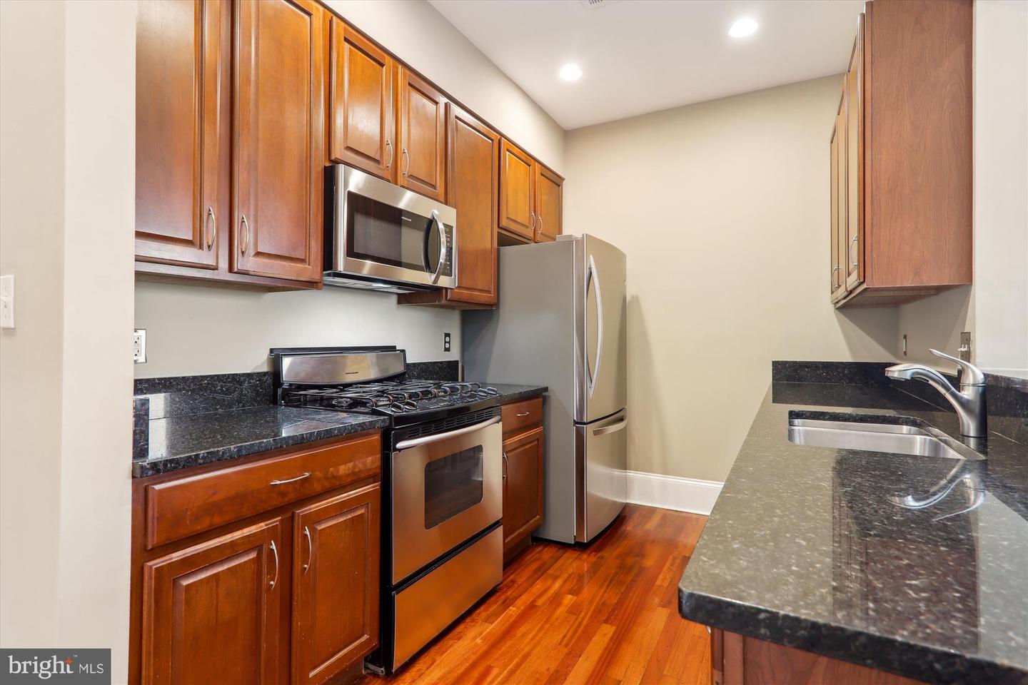 1324 EUCLID ST NW #404, WASHINGTON, District Of Columbia 20009, 2 Bedrooms Bedrooms, ,2 BathroomsBathrooms,Residential,For sale,1324 EUCLID ST NW #404,DCDC2136252 MLS # DCDC2136252