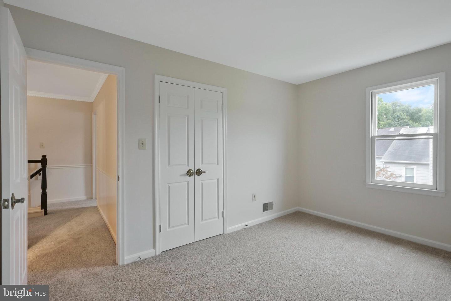 2855 YARN CT, FALLS CHURCH, Virginia 22042, 3 Bedrooms Bedrooms, ,3 BathroomsBathrooms,Residential,For sale,2855 YARN CT,VAFX2177918 MLS # VAFX2177918