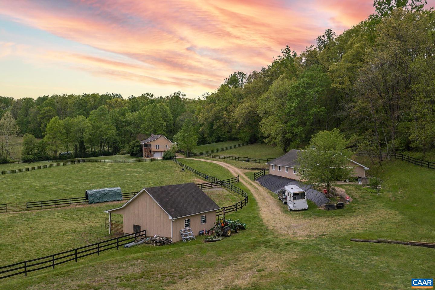 425 GREENFIELD RD, AFTON, Virginia 22920, 4 Bedrooms Bedrooms, ,3 BathroomsBathrooms,Farm,For sale,425 GREENFIELD RD,657055 MLS # 657055