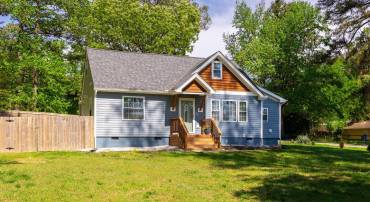 14141 HARROWGATE RD, CHESTER, Virginia 23831, 3 Bedrooms Bedrooms, 6 Rooms Rooms,2 BathroomsBathrooms,Residential,For sale,14141 HARROWGATE RD,VACF2000718 MLS # VACF2000718