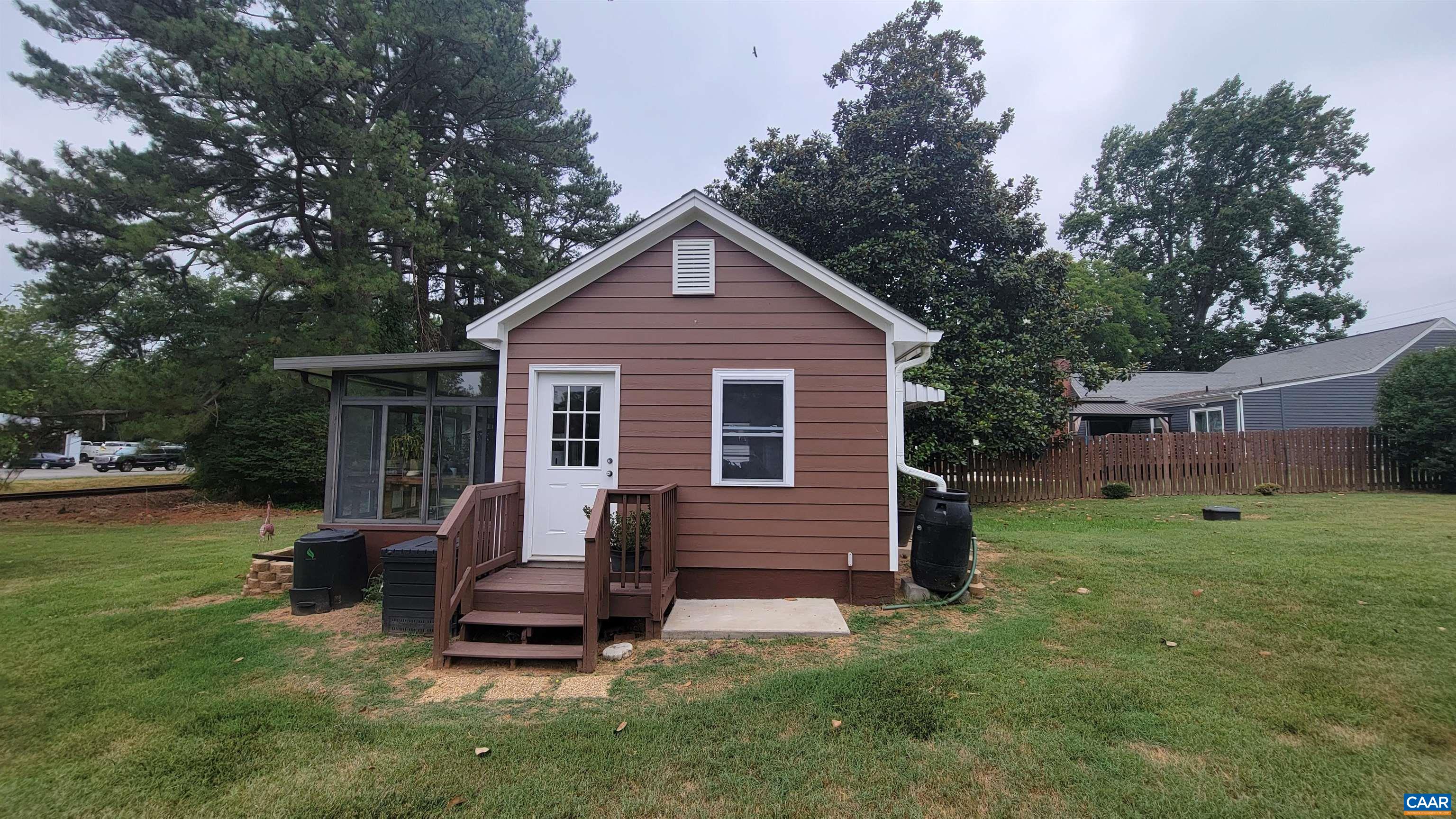 128 WEST ST, LOUISA, Virginia 23093, 3 Bedrooms Bedrooms, ,2 BathroomsBathrooms,Residential,128 WEST ST,654832 MLS # 654832