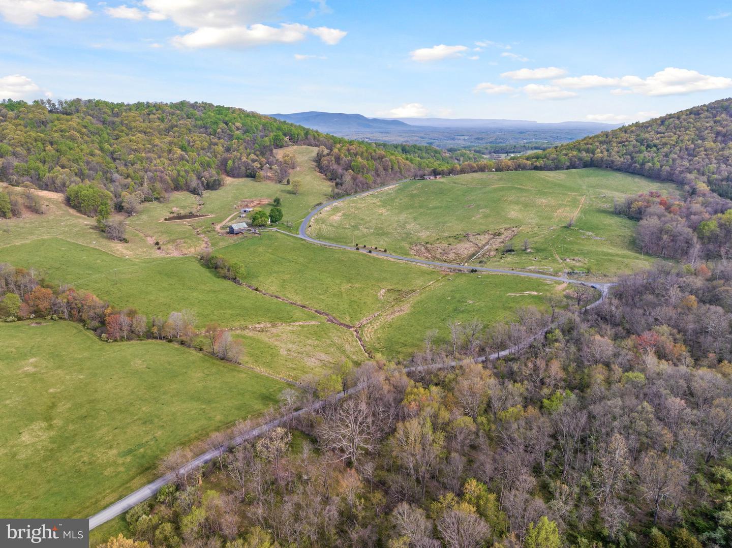 BUCK MOUNTAIN RD, BENTONVILLE, Virginia 22610, ,Land,For sale,BUCK MOUNTAIN RD,VAWR2009140 MLS # VAWR2009140