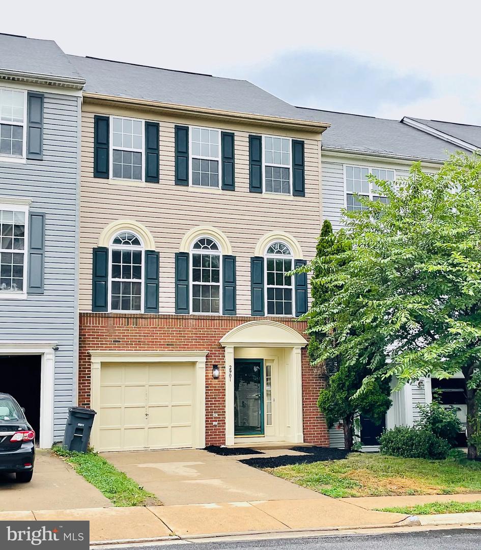 2901 STOCKHOLM WAY, WOODBRIDGE, Virginia 22191, 3 Bedrooms Bedrooms, ,2 BathroomsBathrooms,Residential,For sale,2901 STOCKHOLM WAY,VAPW2077228 MLS # VAPW2077228