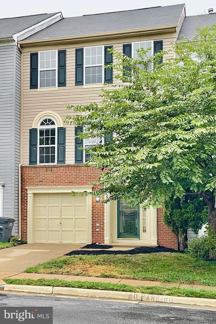 2901 STOCKHOLM WAY, WOODBRIDGE, Virginia 22191, 3 Bedrooms Bedrooms, ,2 BathroomsBathrooms,Residential,For sale,2901 STOCKHOLM WAY,VAPW2077228 MLS # VAPW2077228