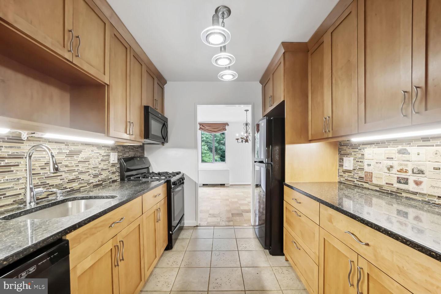 2939 VAN NESS ST NW #221, WASHINGTON, District Of Columbia 20008, 2 Bedrooms Bedrooms, ,2 BathroomsBathrooms,Residential,For sale,2939 VAN NESS ST NW #221,DCDC2154422 MLS # DCDC2154422