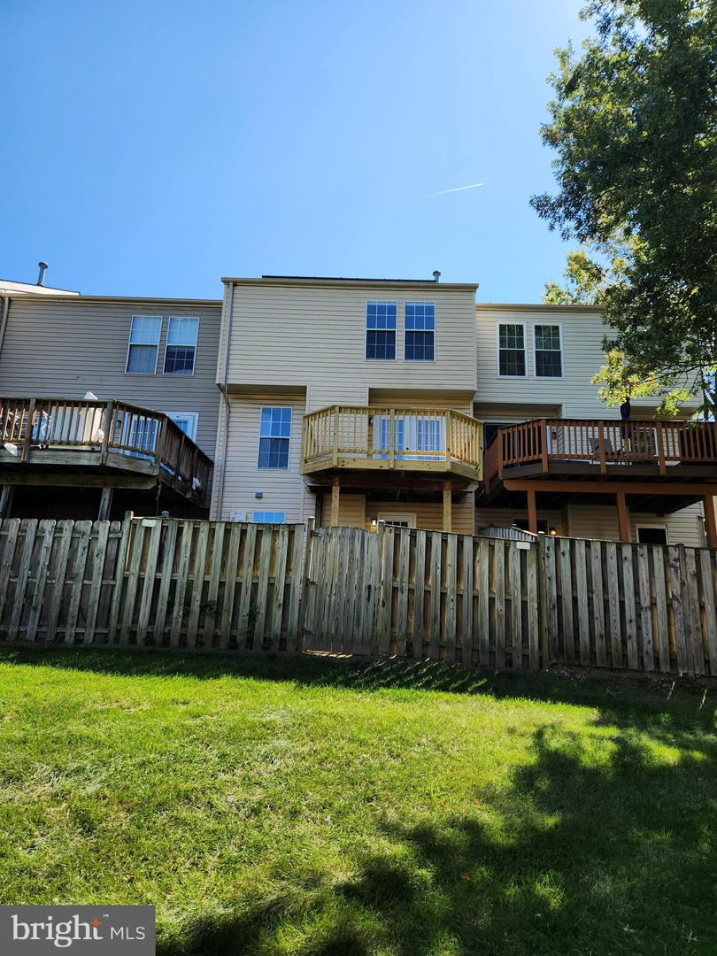 6212 BATTALION ST, CENTREVILLE, Virginia 20121, 3 Bedrooms Bedrooms, 11 Rooms Rooms,2 BathroomsBathrooms,Residential,For sale,6212 BATTALION ST,VAFX2197380 MLS # VAFX2197380