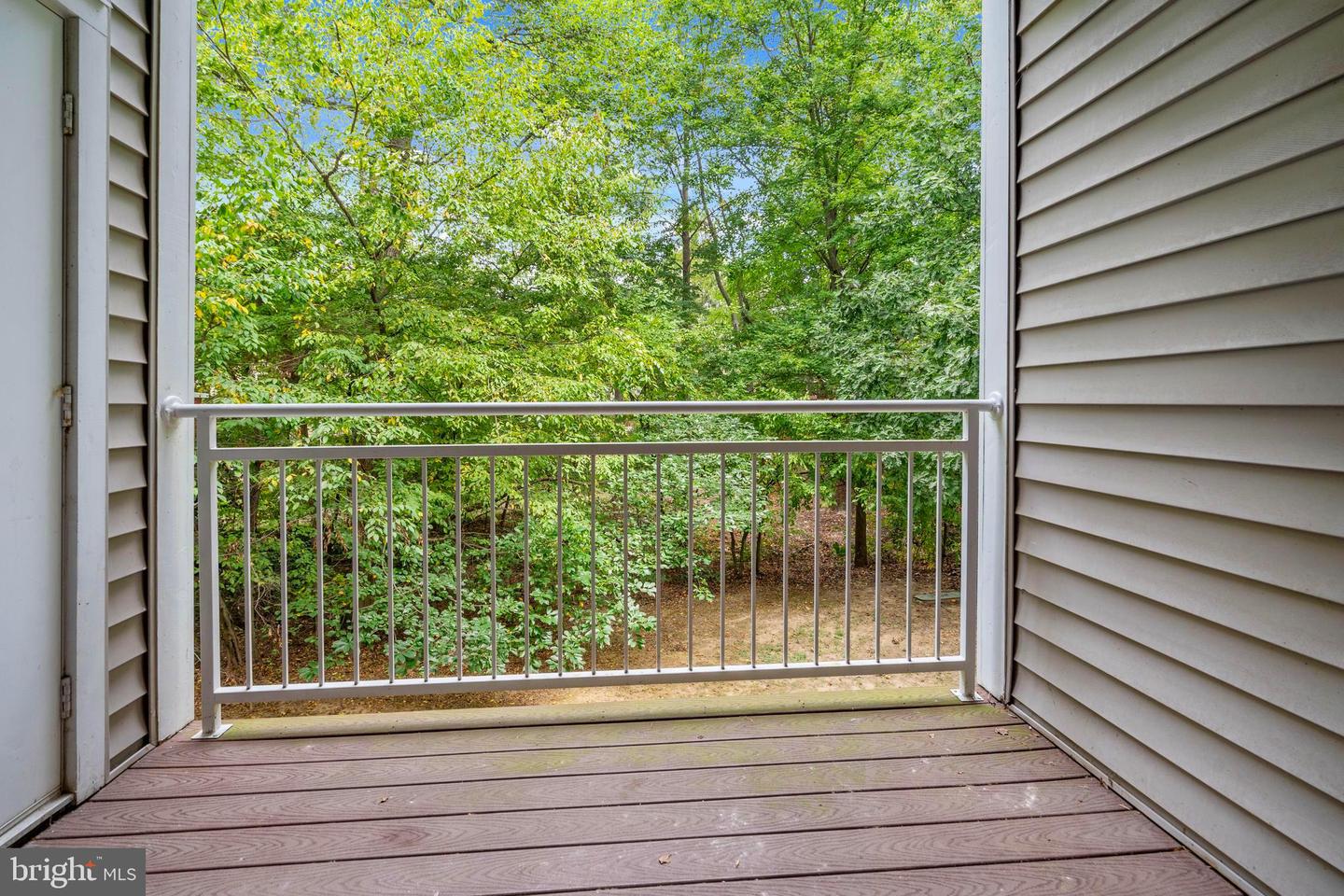 1509 N POINT DR #103, RESTON, Virginia 20194, 2 Bedrooms Bedrooms, ,2 BathroomsBathrooms,Residential,For sale,1509 N POINT DR #103,VAFX2197656 MLS # VAFX2197656