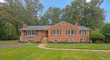 8807 SOUTHWICK ST, FAIRFAX, Virginia 22031, 4 Bedrooms Bedrooms, ,2 BathroomsBathrooms,Residential,For sale,8807 SOUTHWICK ST,VAFX2198148 MLS # VAFX2198148