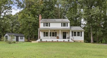 7238 GREENWICH RD, NOKESVILLE, Virginia 20181, 3 Bedrooms Bedrooms, ,2 BathroomsBathrooms,Residential,For sale,7238 GREENWICH RD,VAFQ2013738 MLS # VAFQ2013738