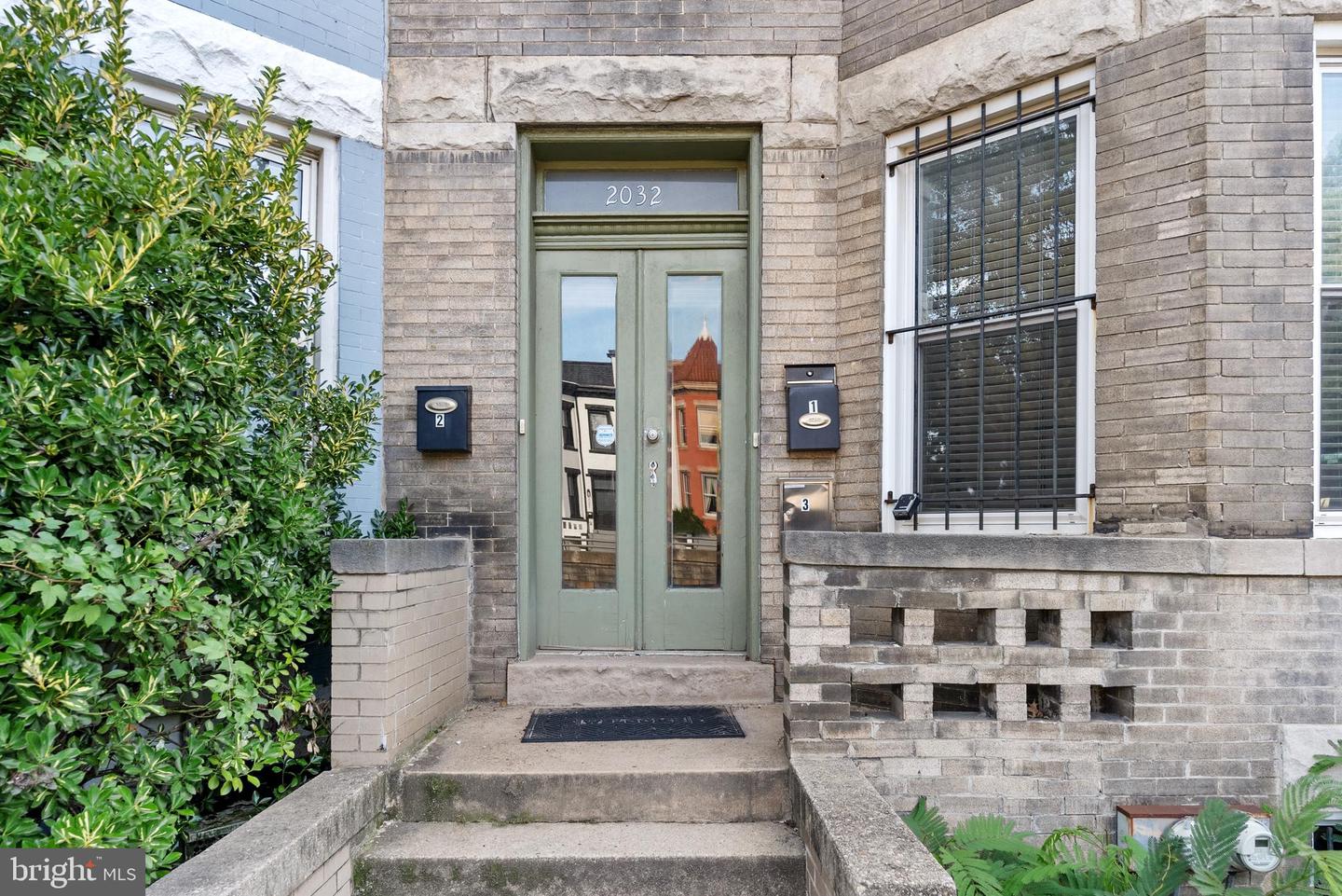 2032 N CAPITOL ST NW, WASHINGTON, District Of Columbia 20002, 9 Bedrooms Bedrooms, ,5 BathroomsBathrooms,Residential,For sale,2032 N CAPITOL ST NW,DCDC2159660 MLS # DCDC2159660