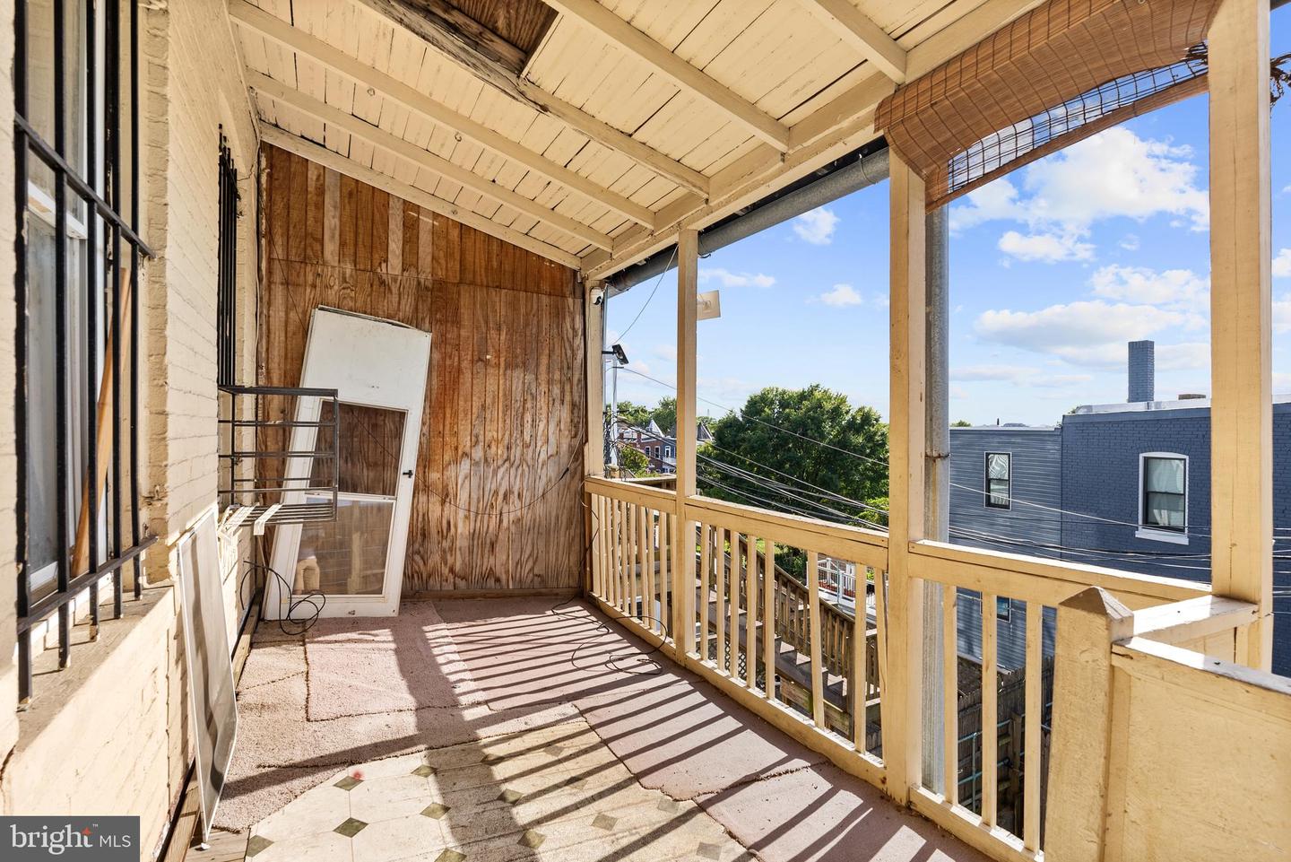 2032 N CAPITOL ST NW, WASHINGTON, District Of Columbia 20002, 9 Bedrooms Bedrooms, ,5 BathroomsBathrooms,Residential,For sale,2032 N CAPITOL ST NW,DCDC2159660 MLS # DCDC2159660