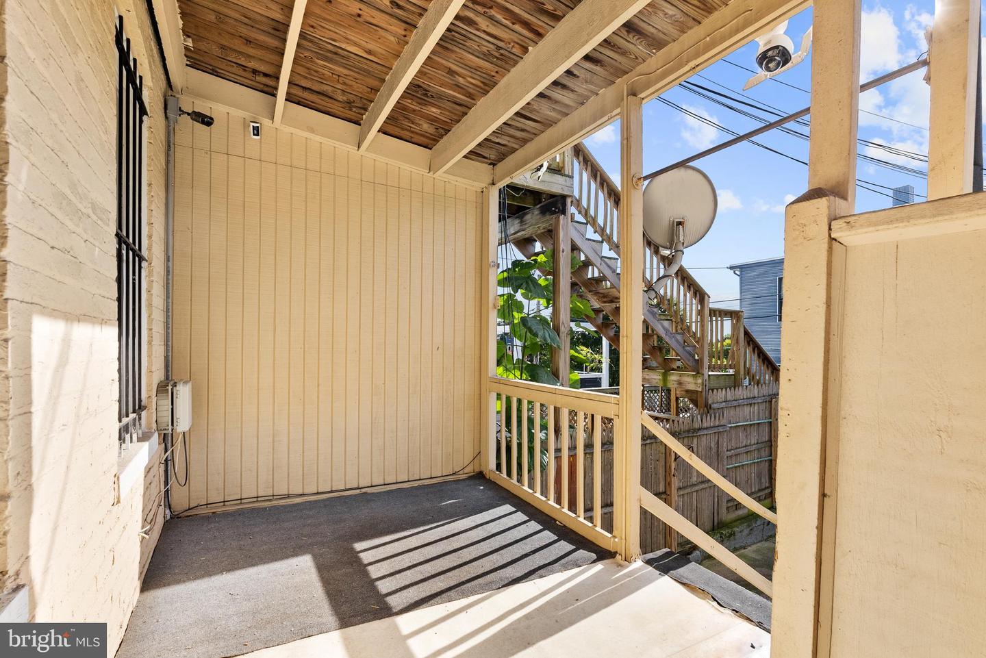 2032 N CAPITOL ST NW, WASHINGTON, District Of Columbia 20002, 9 Bedrooms Bedrooms, ,5 BathroomsBathrooms,Residential,For sale,2032 N CAPITOL ST NW,DCDC2159660 MLS # DCDC2159660