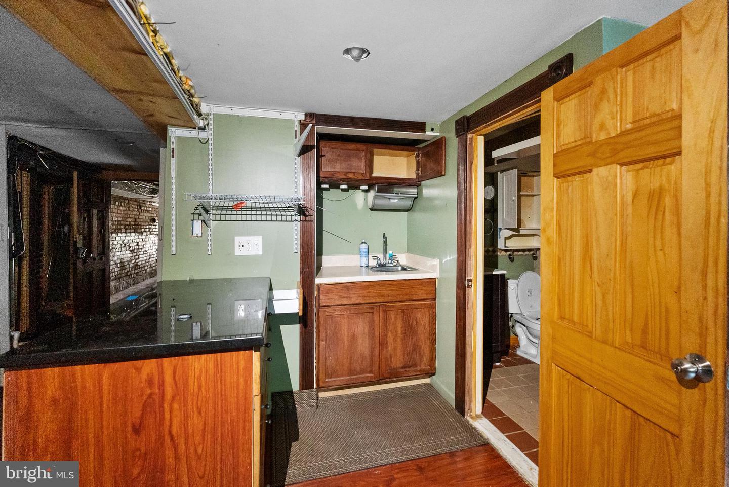 2032 N CAPITOL ST NW, WASHINGTON, District Of Columbia 20002, 9 Bedrooms Bedrooms, ,5 BathroomsBathrooms,Residential,For sale,2032 N CAPITOL ST NW,DCDC2159660 MLS # DCDC2159660