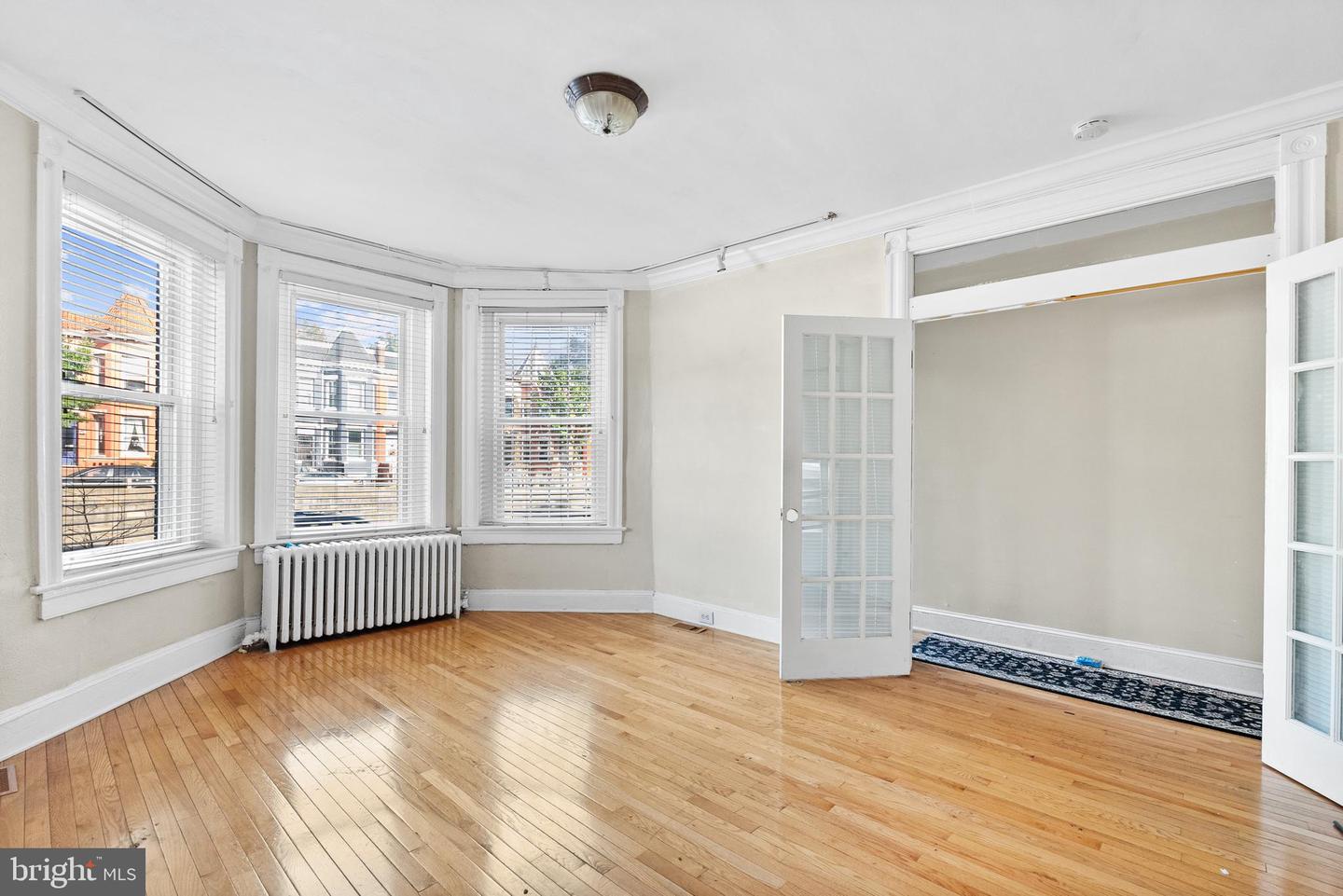 2032 N CAPITOL ST NW, WASHINGTON, District Of Columbia 20002, 9 Bedrooms Bedrooms, ,5 BathroomsBathrooms,Residential,For sale,2032 N CAPITOL ST NW,DCDC2159660 MLS # DCDC2159660