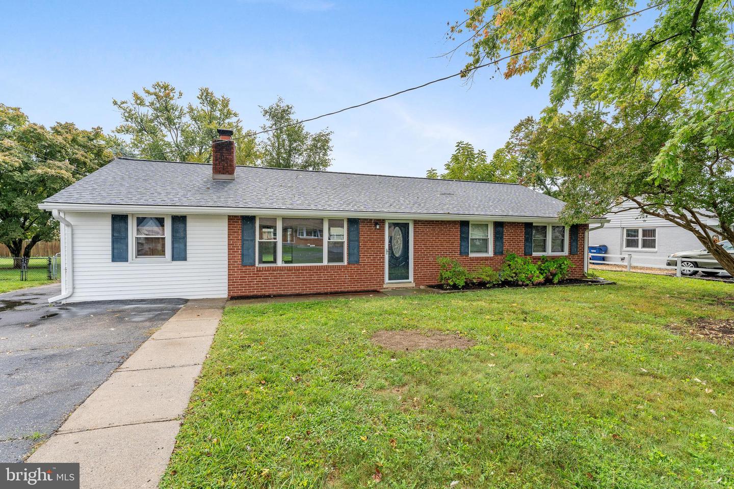 1107 LAUREL ST, WOODBRIDGE, Virginia 22191, 3 Bedrooms Bedrooms, ,2 BathroomsBathrooms,Residential,For sale,1107 LAUREL ST,VAPW2079834 MLS # VAPW2079834