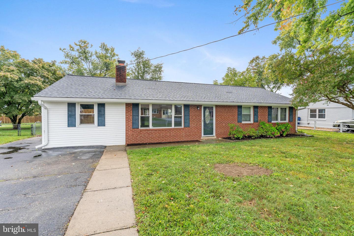 1107 LAUREL ST, WOODBRIDGE, Virginia 22191, 3 Bedrooms Bedrooms, ,2 BathroomsBathrooms,Residential,For sale,1107 LAUREL ST,VAPW2079834 MLS # VAPW2079834