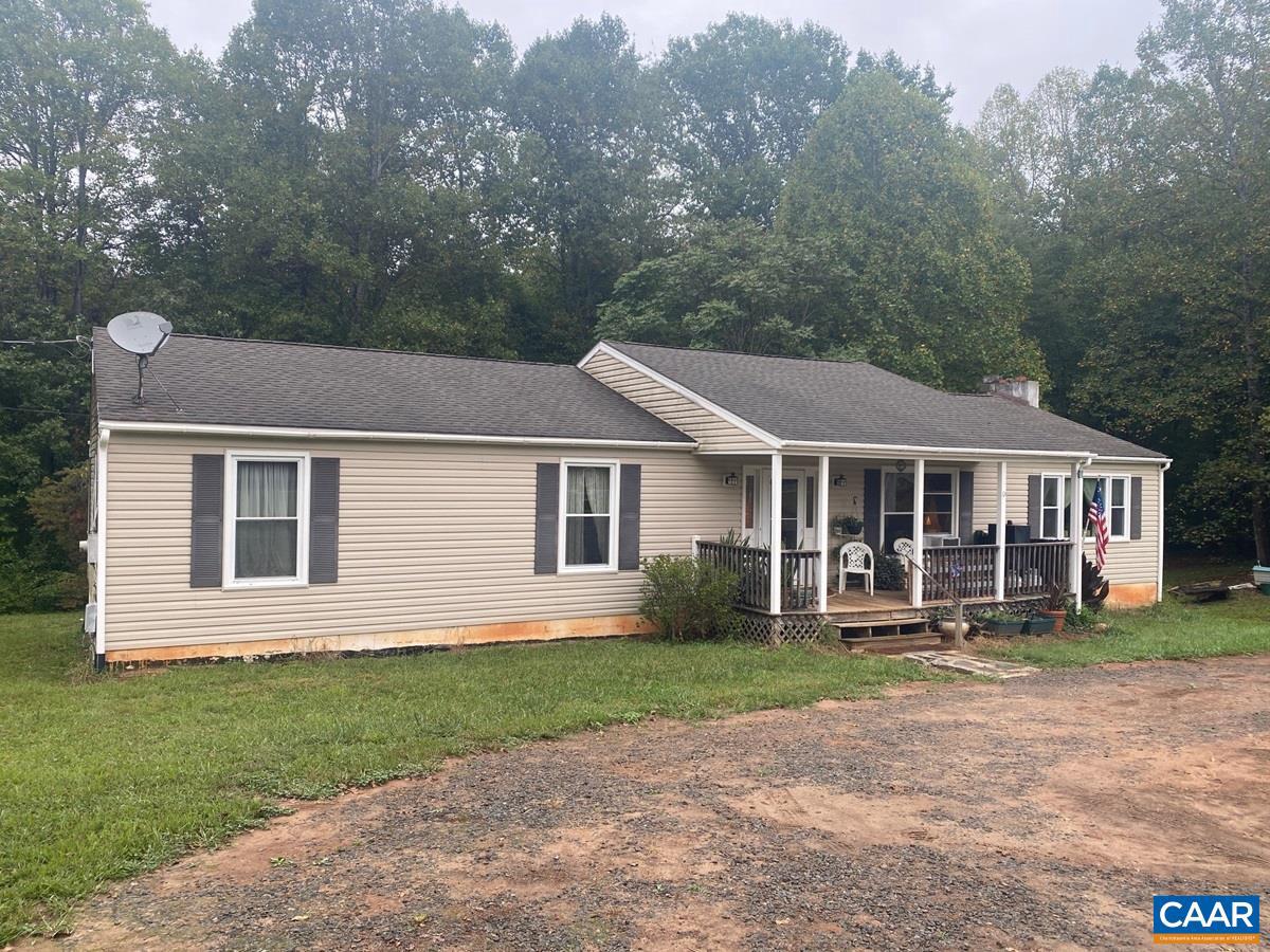 476 ROLLING RD S, SCOTTSVILLE, Virginia 24590, 3 Bedrooms Bedrooms, ,2 BathroomsBathrooms,Residential,For sale,476 ROLLING RD S,656995 MLS # 656995