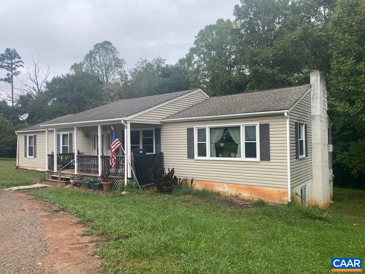 476 ROLLING RD S, SCOTTSVILLE, Virginia 24590, 3 Bedrooms Bedrooms, ,2 BathroomsBathrooms,Residential,For sale,476 ROLLING RD S,656995 MLS # 656995