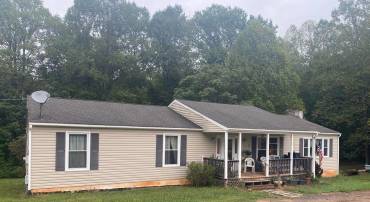 476 ROLLING RD S, SCOTTSVILLE, Virginia 24590, 3 Bedrooms Bedrooms, ,2 BathroomsBathrooms,Residential,For sale,476 ROLLING RD S,656995 MLS # 656995