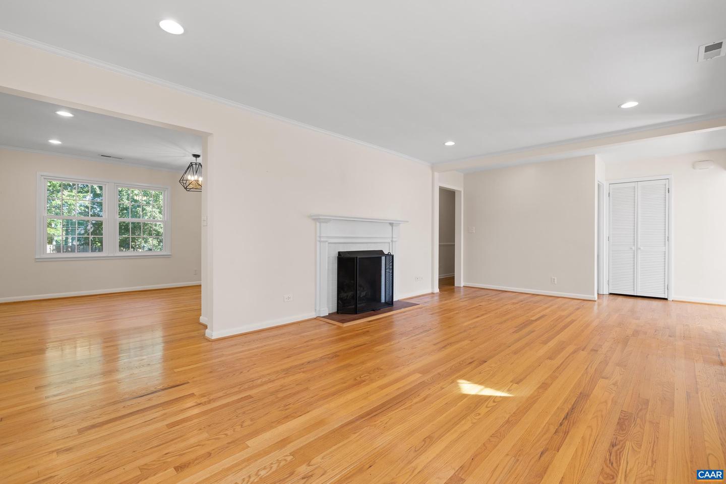 2601 NORTHFIELD RD, CHARLOTTESVILLE, Virginia 22901, 5 Bedrooms Bedrooms, ,4 BathroomsBathrooms,Residential,For sale,2601 NORTHFIELD RD,656867 MLS # 656867