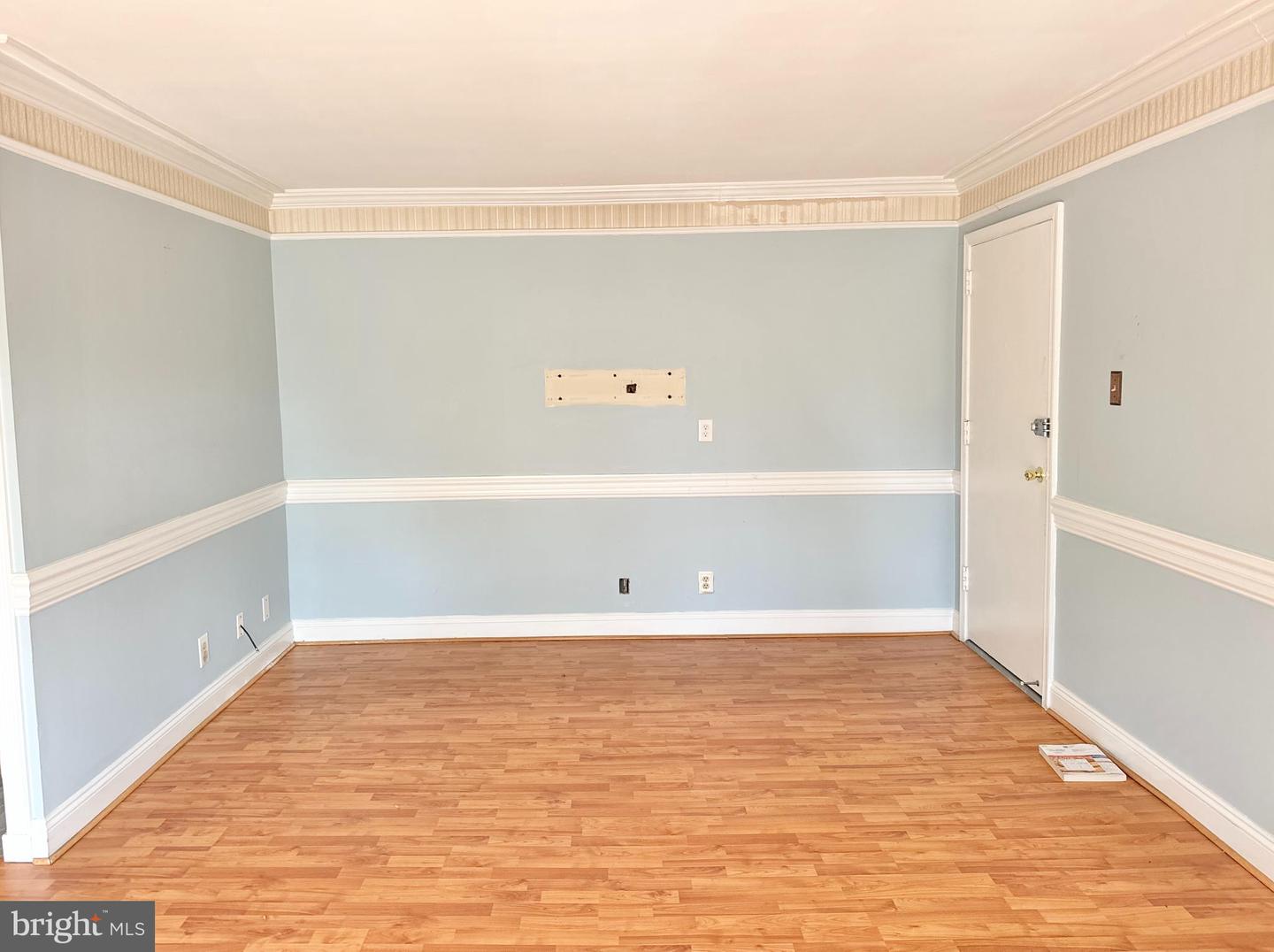 12658 DARA DR #301, WOODBRIDGE, Virginia 22192, 1 Bedroom Bedrooms, ,1 BathroomBathrooms,Residential,For sale,12658 DARA DR #301,VAPW2080050 MLS # VAPW2080050