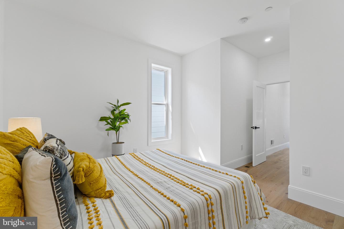 2517 ONTARIO NW #PH07, WASHINGTON, District Of Columbia 20009, 3 Bedrooms Bedrooms, ,2 BathroomsBathrooms,Residential,For sale,2517 ONTARIO NW #PH07,DCDC2160464 MLS # DCDC2160464