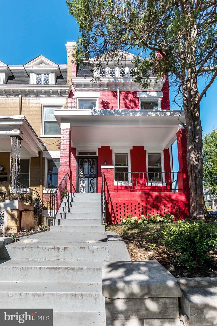 1940 2ND ST NE, WASHINGTON, District Of Columbia 20002, 3 Bedrooms Bedrooms, ,3 BathroomsBathrooms,Residential,For sale,1940 2ND ST NE,DCDC2160608 MLS # DCDC2160608