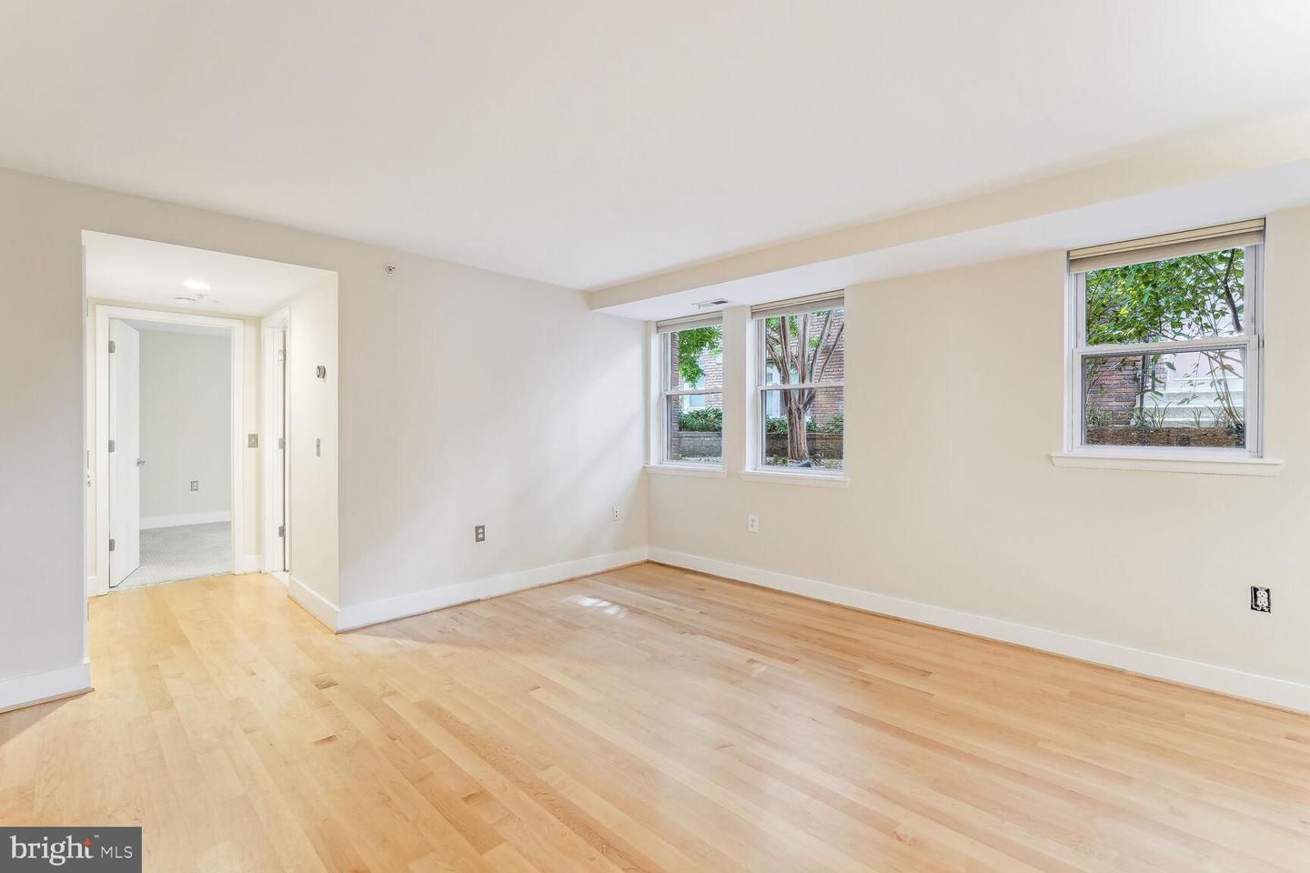 149 W ST NW #15, WASHINGTON, District Of Columbia 20001, 1 Bedroom Bedrooms, ,1 BathroomBathrooms,Residential,For sale,149 W ST NW #15,DCDC2160502 MLS # DCDC2160502