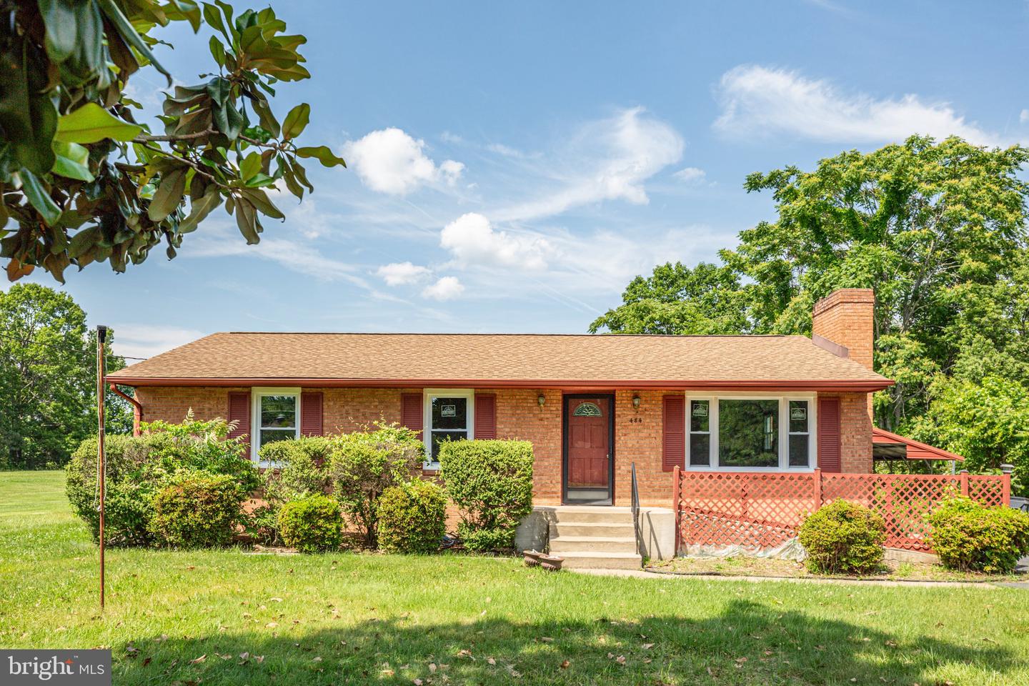 484 TRUSLOW RD, FREDERICKSBURG, Virginia 22405, 3 Bedrooms Bedrooms, ,3 BathroomsBathrooms,Residential,For sale,484 TRUSLOW RD,VAST2029822 MLS # VAST2029822