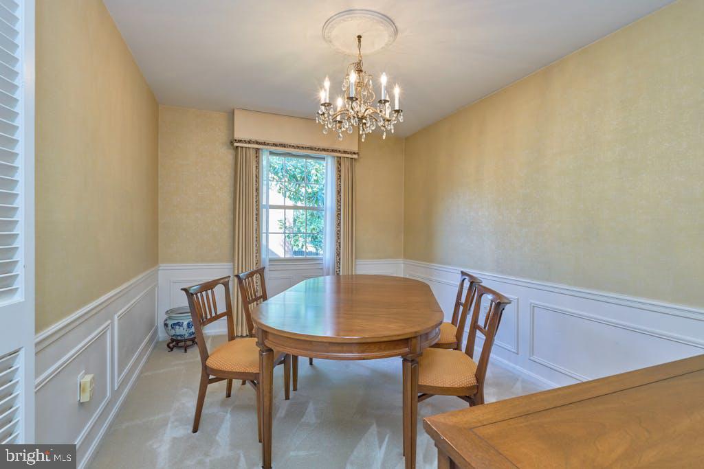 2670 CENTENNIAL CT, ALEXANDRIA, Virginia 22311, 3 Bedrooms Bedrooms, ,3 BathroomsBathrooms,Residential,For sale,2670 CENTENNIAL CT,VAAX2036610 MLS # VAAX2036610