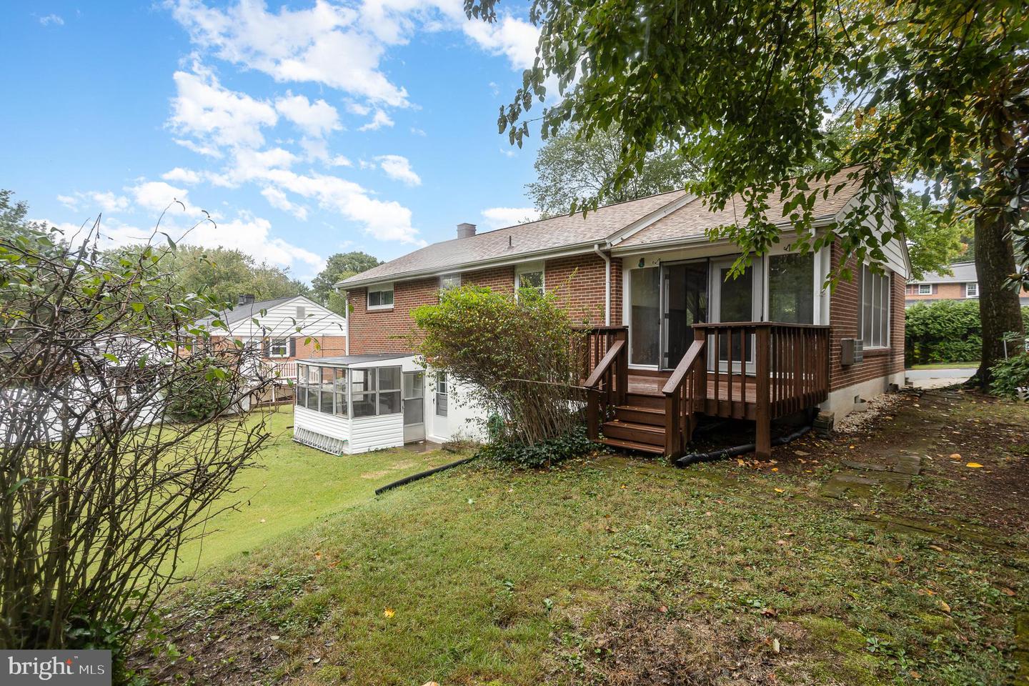 6202 HILLVIEW AVE, ALEXANDRIA, Virginia 22310, 4 Bedrooms Bedrooms, ,2 BathroomsBathrooms,Residential,For sale,6202 HILLVIEW AVE,VAFX2195954 MLS # VAFX2195954