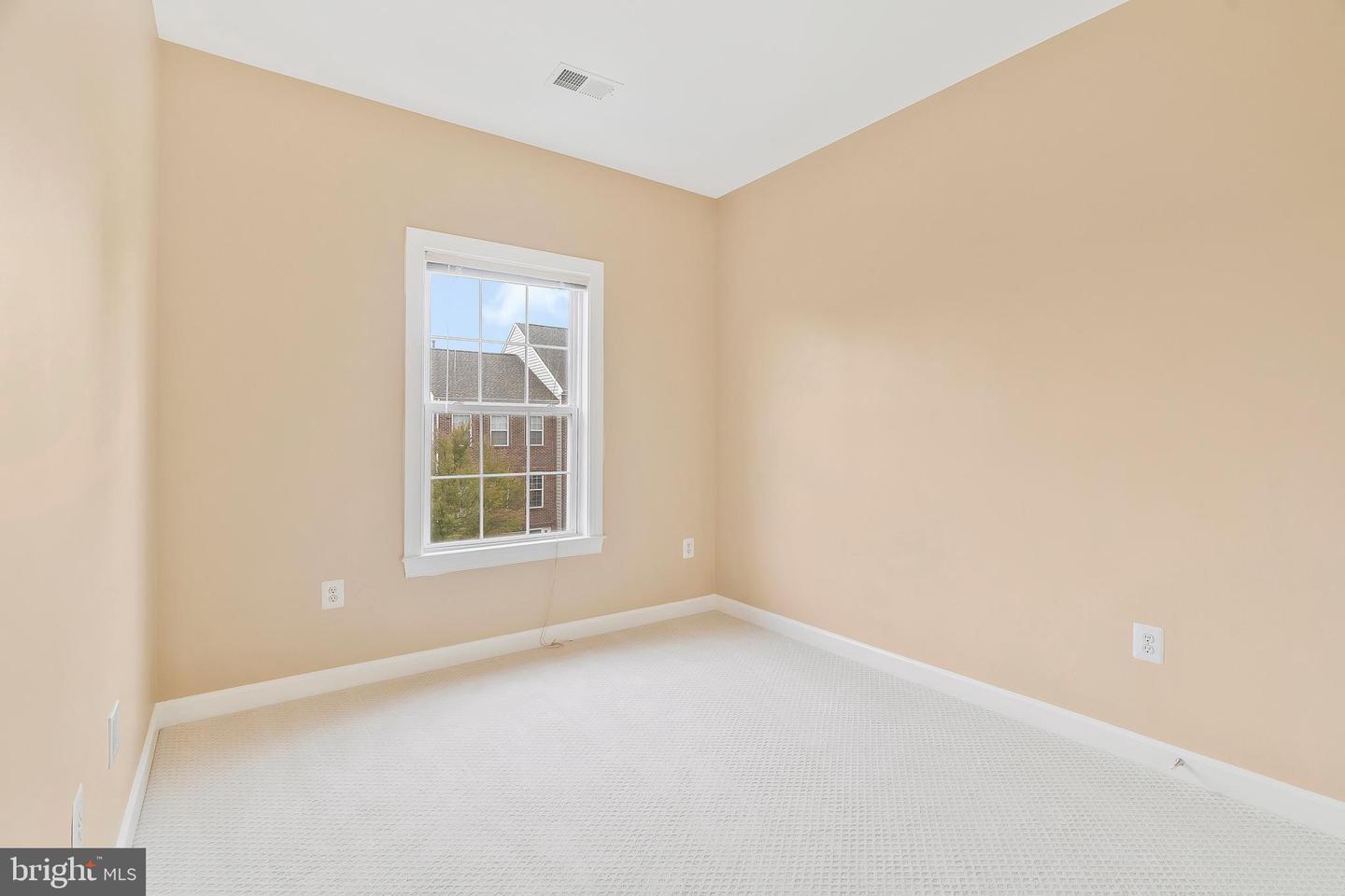 4157 JEREMY GRV, FAIRFAX, Virginia 22030, 3 Bedrooms Bedrooms, ,2 BathroomsBathrooms,Residential,For sale,4157 JEREMY GRV,VAFX2199074 MLS # VAFX2199074