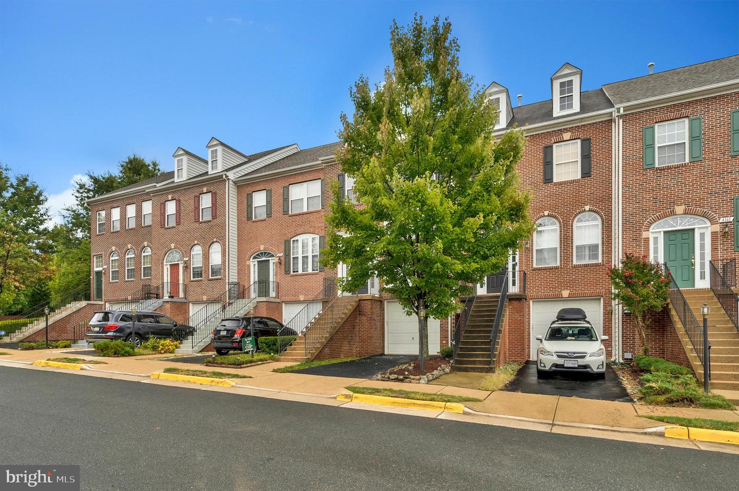 4157 JEREMY GRV, FAIRFAX, Virginia 22030, 3 Bedrooms Bedrooms, ,2 BathroomsBathrooms,Residential,For sale,4157 JEREMY GRV,VAFX2199074 MLS # VAFX2199074