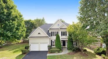 10113 FARRCROFT DR, FAIRFAX, Virginia 22030, 4 Bedrooms Bedrooms, ,4 BathroomsBathrooms,Residential,For sale,10113 FARRCROFT DR,VAFC2005044 MLS # VAFC2005044