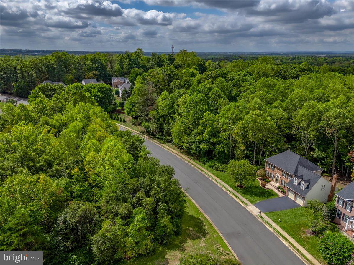 6744 ROCK BROOK DR, CLIFTON, Virginia 20124, 4 Bedrooms Bedrooms, ,3 BathroomsBathrooms,Residential,For sale,6744 ROCK BROOK DR,VAFX2202326 MLS # VAFX2202326