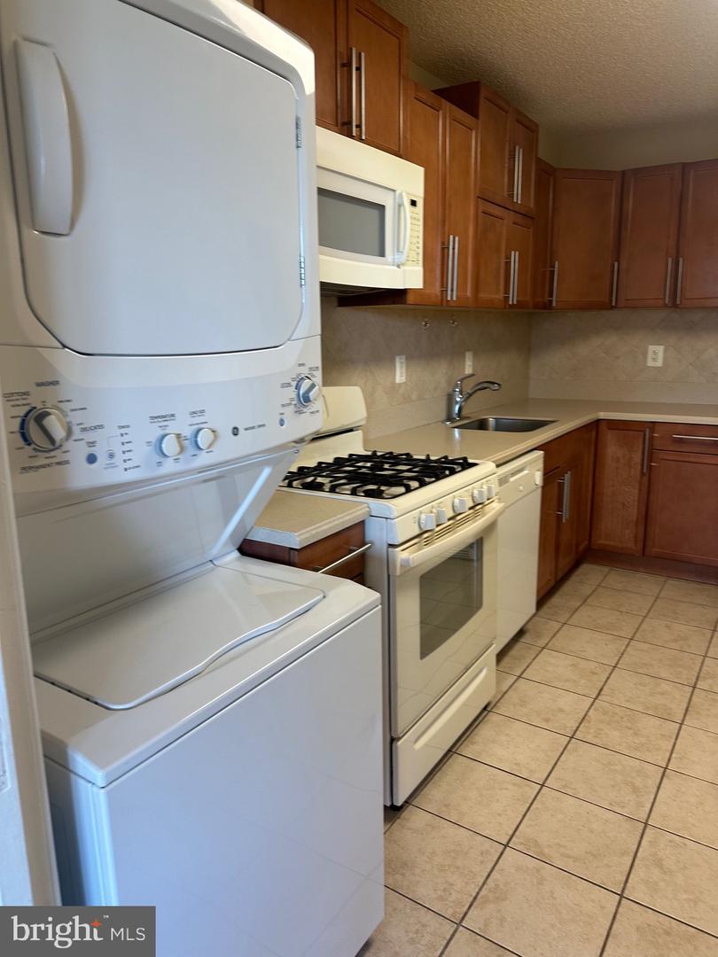 3701 GEORGE MASON DR #509N, FALLS CHURCH, Virginia 22041, 2 Bedrooms Bedrooms, ,2 BathroomsBathrooms,Residential,For sale,3701 GEORGE MASON DR #509N,VAFX2202512 MLS # VAFX2202512