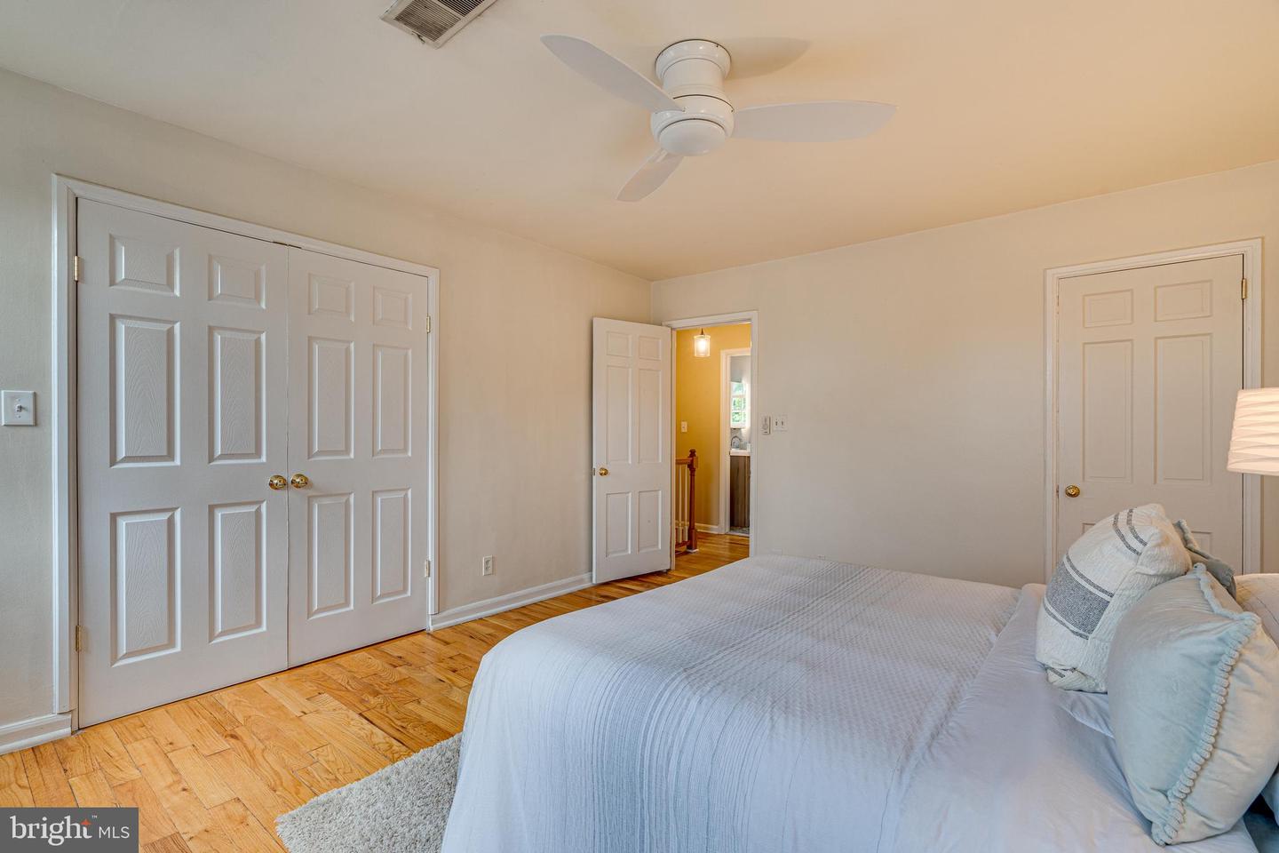 3348 S WAKEFIELD ST #A, ARLINGTON, Virginia 22206, 2 Bedrooms Bedrooms, 9 Rooms Rooms,2 BathroomsBathrooms,Residential,For sale,3348 S WAKEFIELD ST #A,VAAR2048872 MLS # VAAR2048872