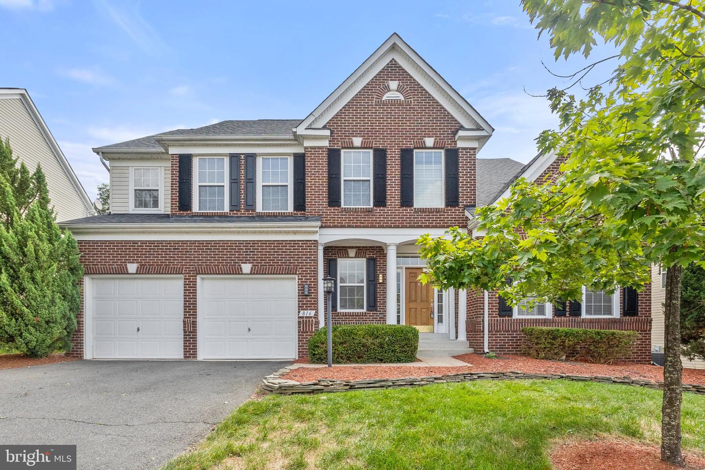 816 LARCH VALLEY CT NE, LEESBURG, Virginia 20176, 4 Bedrooms Bedrooms, ,3 BathroomsBathrooms,Residential,For sale,816 LARCH VALLEY CT NE,VALO2080346 MLS # VALO2080346