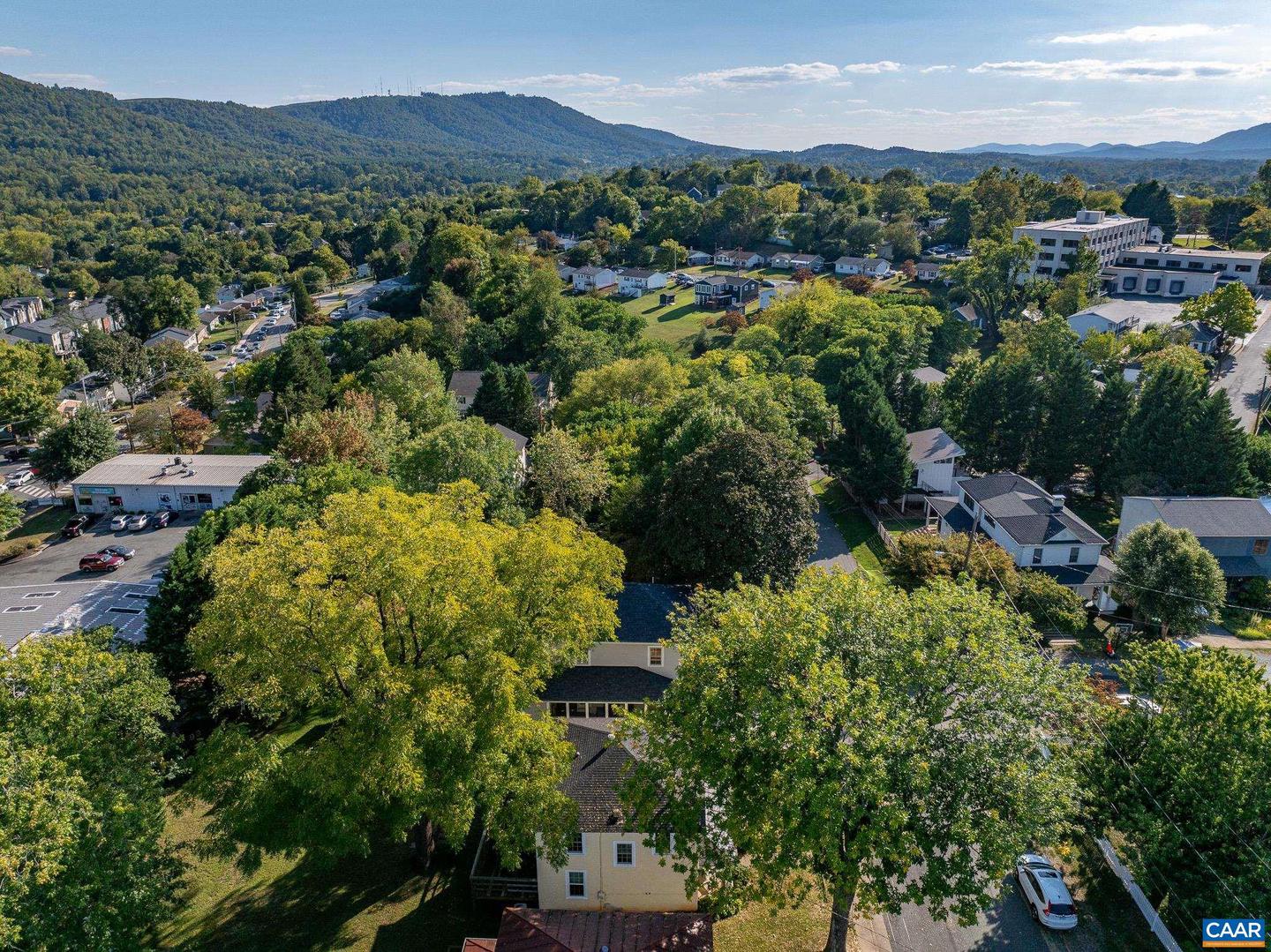 310 CHESTNUT ST, CHARLOTTESVILLE, Virginia 22902, 4 Bedrooms Bedrooms, ,1 BathroomBathrooms,Residential,For sale,310 CHESTNUT ST,657073 MLS # 657073