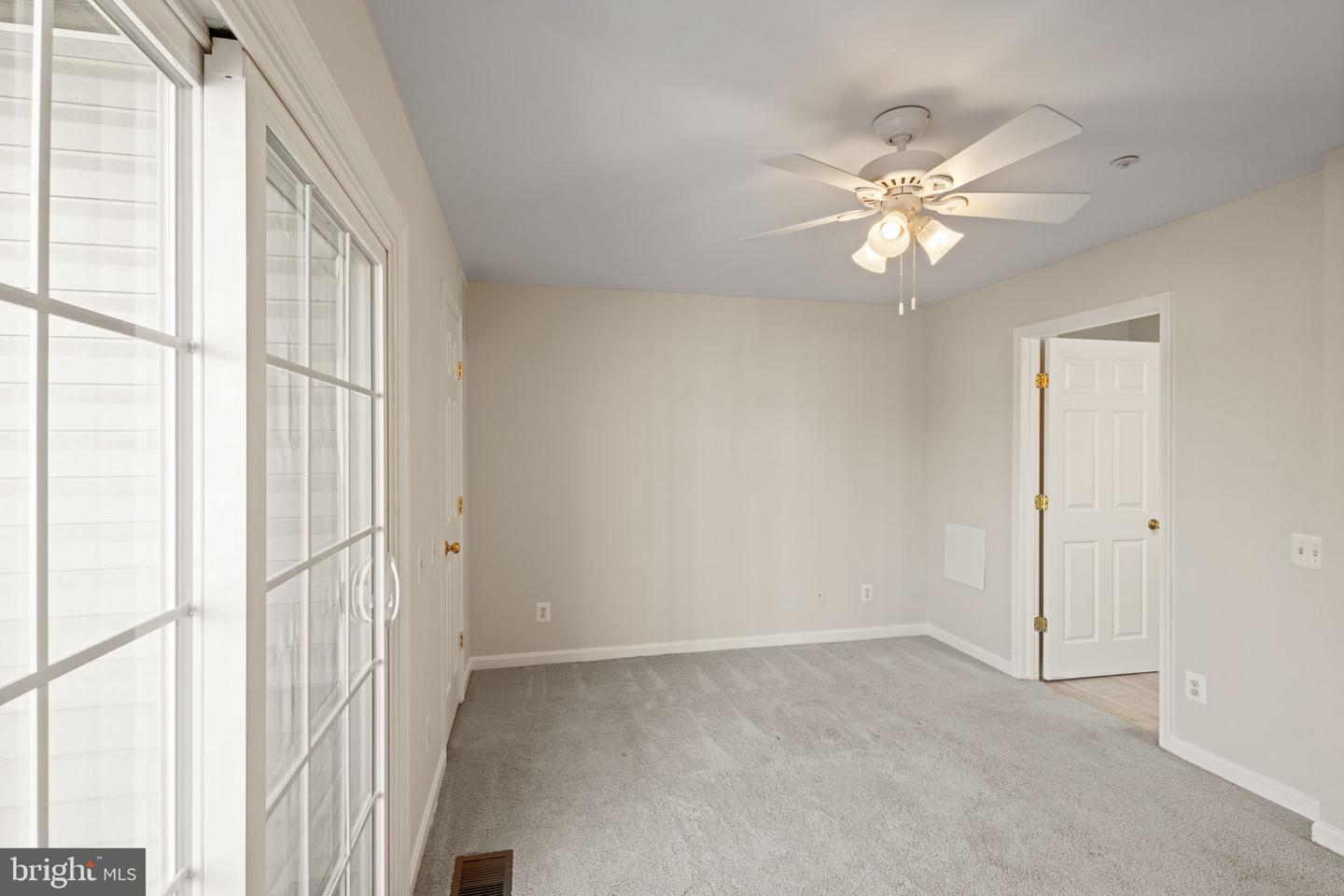 11747 TOLSON PL #11747, WOODBRIDGE, Virginia 22192, 2 Bedrooms Bedrooms, ,2 BathroomsBathrooms,Residential,For sale,11747 TOLSON PL #11747,VAPW2080096 MLS # VAPW2080096