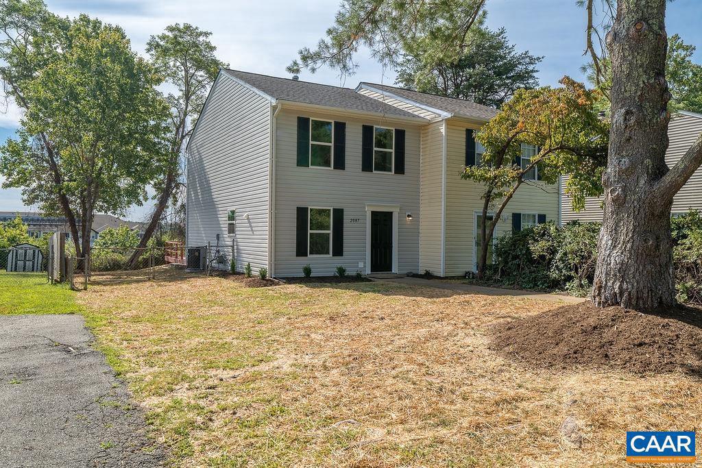 2087 COMMONWEALTH DR, CHARLOTTESVILLE, Virginia 22901, 3 Bedrooms Bedrooms, ,1 BathroomBathrooms,Residential,For sale,2087 COMMONWEALTH DR,656975 MLS # 656975