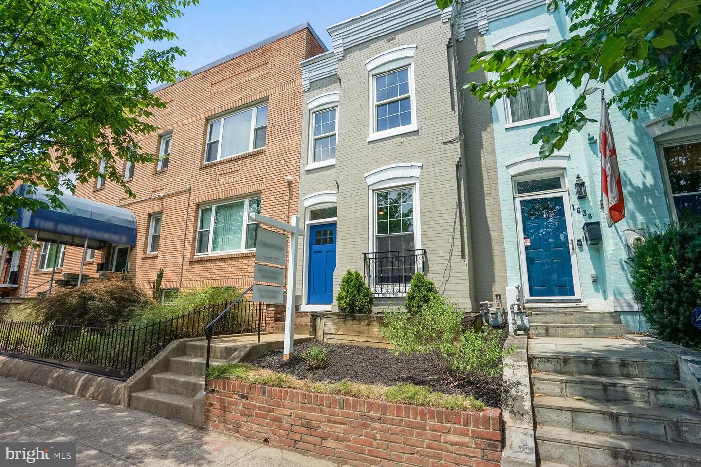 1636 INDEPENDENCE AVE SE, WASHINGTON, District Of Columbia 20003, 2 Bedrooms Bedrooms, ,2 BathroomsBathrooms,Residential,For sale,1636 INDEPENDENCE AVE SE,DCDC2160692 MLS # DCDC2160692