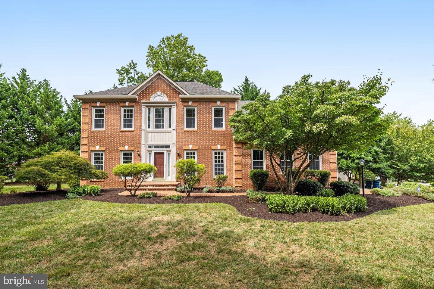 7820 PREAKNESS LN, FAIRFAX STATION, Virginia 22039, 4 Bedrooms Bedrooms, ,3 BathroomsBathrooms,Residential,For sale,7820 PREAKNESS LN,VAFX2190274 MLS # VAFX2190274