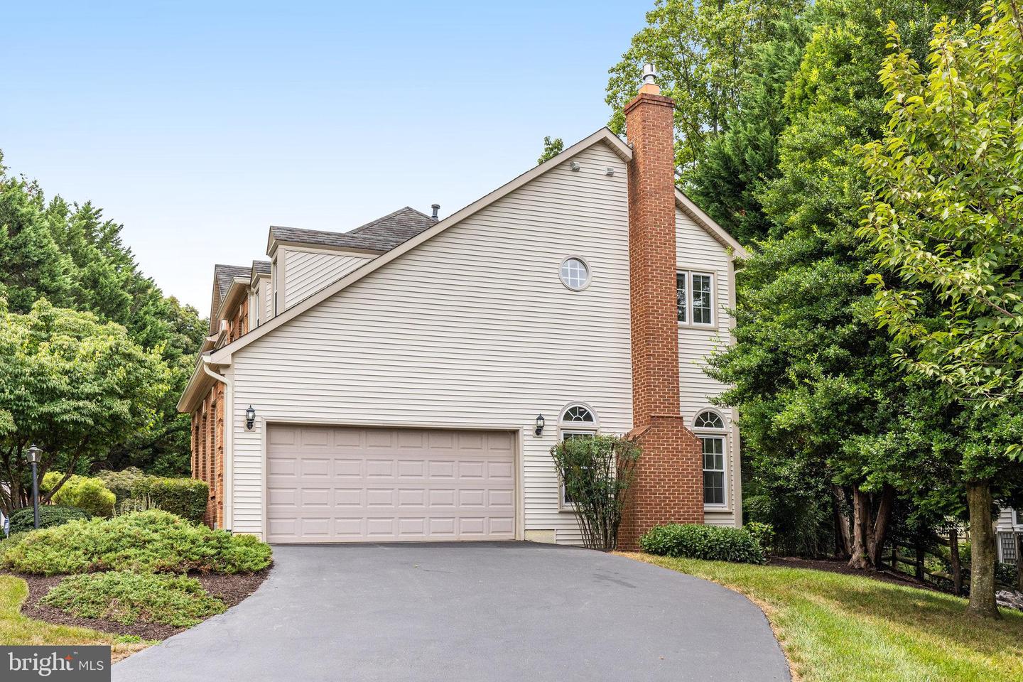 7820 PREAKNESS LN, FAIRFAX STATION, Virginia 22039, 4 Bedrooms Bedrooms, ,3 BathroomsBathrooms,Residential,For sale,7820 PREAKNESS LN,VAFX2190274 MLS # VAFX2190274