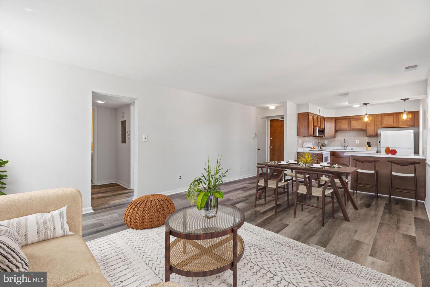 2042 FORT DAVIS ST SE #302, WASHINGTON, District Of Columbia 20020, 1 Bedroom Bedrooms, ,1 BathroomBathrooms,Residential,For sale,2042 FORT DAVIS ST SE #302,DCDC2143834 MLS # DCDC2143834