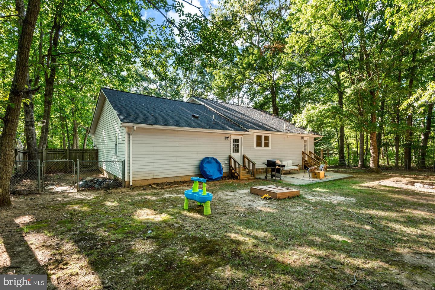 12913 GRENADE LN, SPOTSYLVANIA, Virginia 22551, 3 Bedrooms Bedrooms, ,2 BathroomsBathrooms,Residential,For sale,12913 GRENADE LN,VASP2027574 MLS # VASP2027574