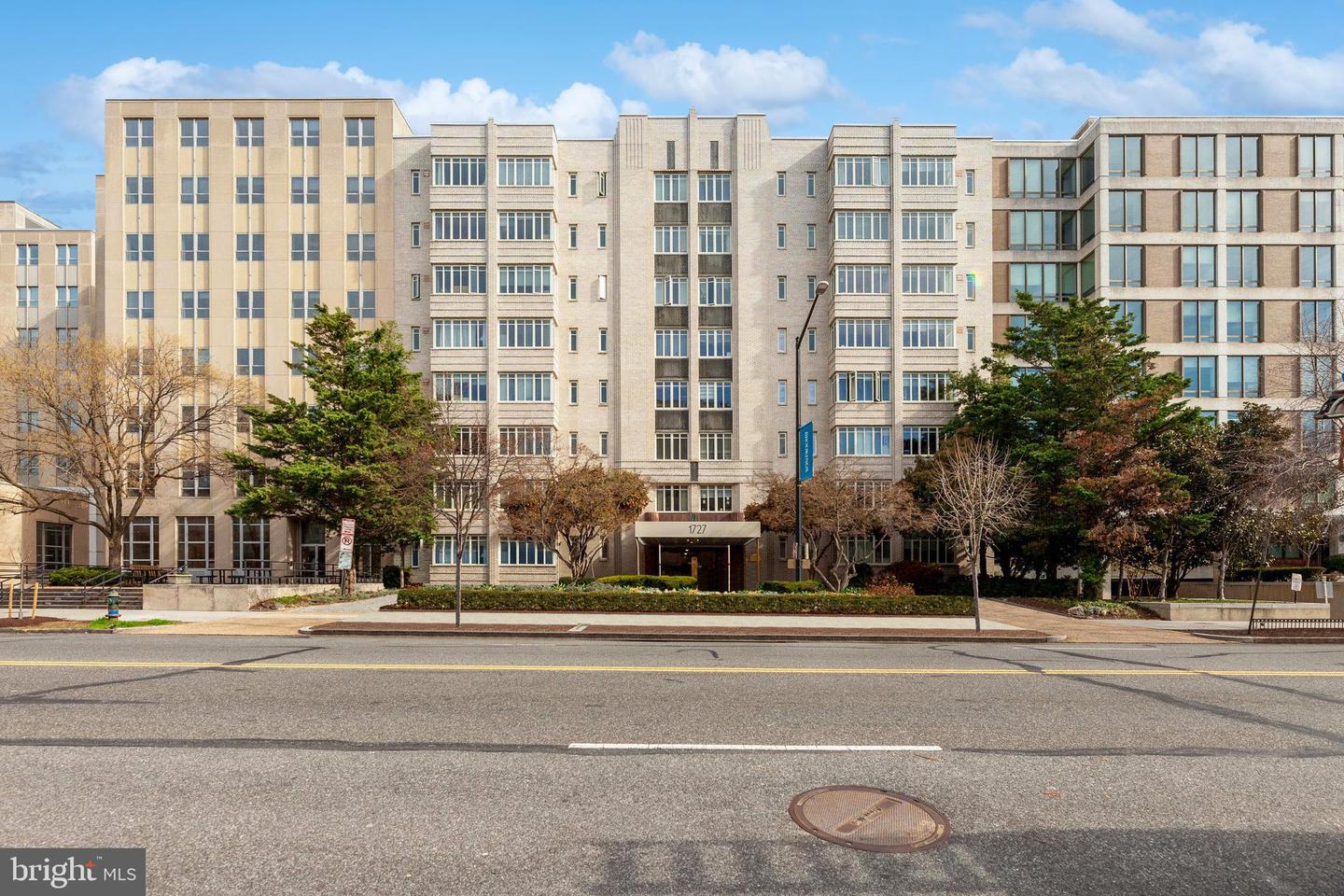 1727 MASSACHUSETTS AVE NW #811, WASHINGTON, District Of Columbia 20036, 1 Bedroom Bedrooms, ,1 BathroomBathrooms,Residential,For sale,1727 MASSACHUSETTS AVE NW #811,DCDC2160322 MLS # DCDC2160322