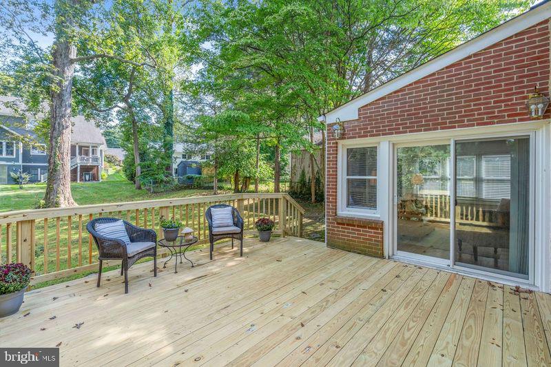 4524 40TH ST N, ARLINGTON, Virginia 22207, 5 Bedrooms Bedrooms, ,4 BathroomsBathrooms,Residential,For sale,4524 40TH ST N,VAAR2048850 MLS # VAAR2048850