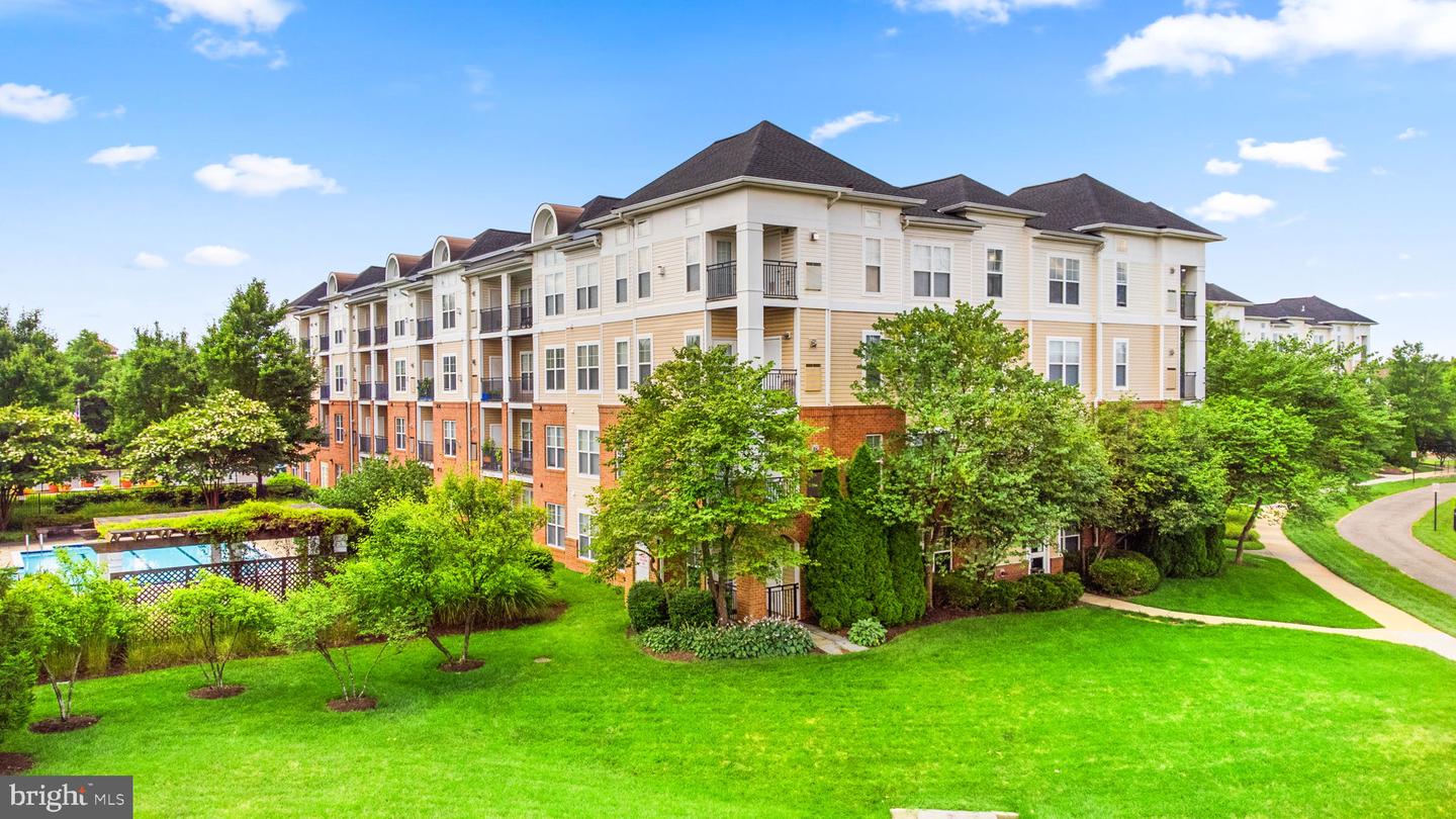 3830 LIGHTFOOT ST #123, CHANTILLY, Virginia 20151, 1 Bedroom Bedrooms, ,1 BathroomBathrooms,Residential,For sale,3830 LIGHTFOOT ST #123,VAFX2203032 MLS # VAFX2203032